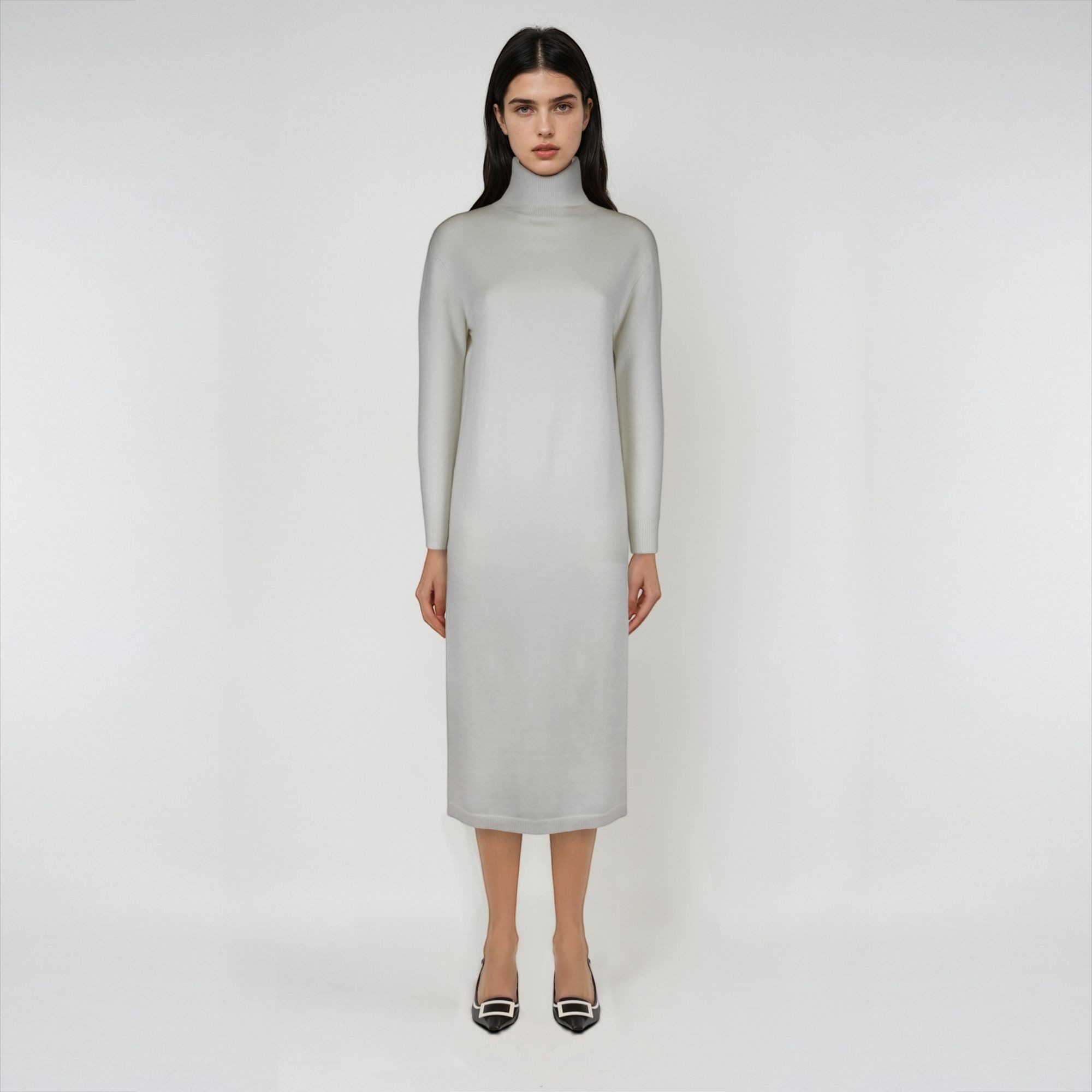 images/virtuemart/product/HELLEH EREDI PISCOPO Abito maglia mantella F5701 AB BEIGE 2 on model.jpg